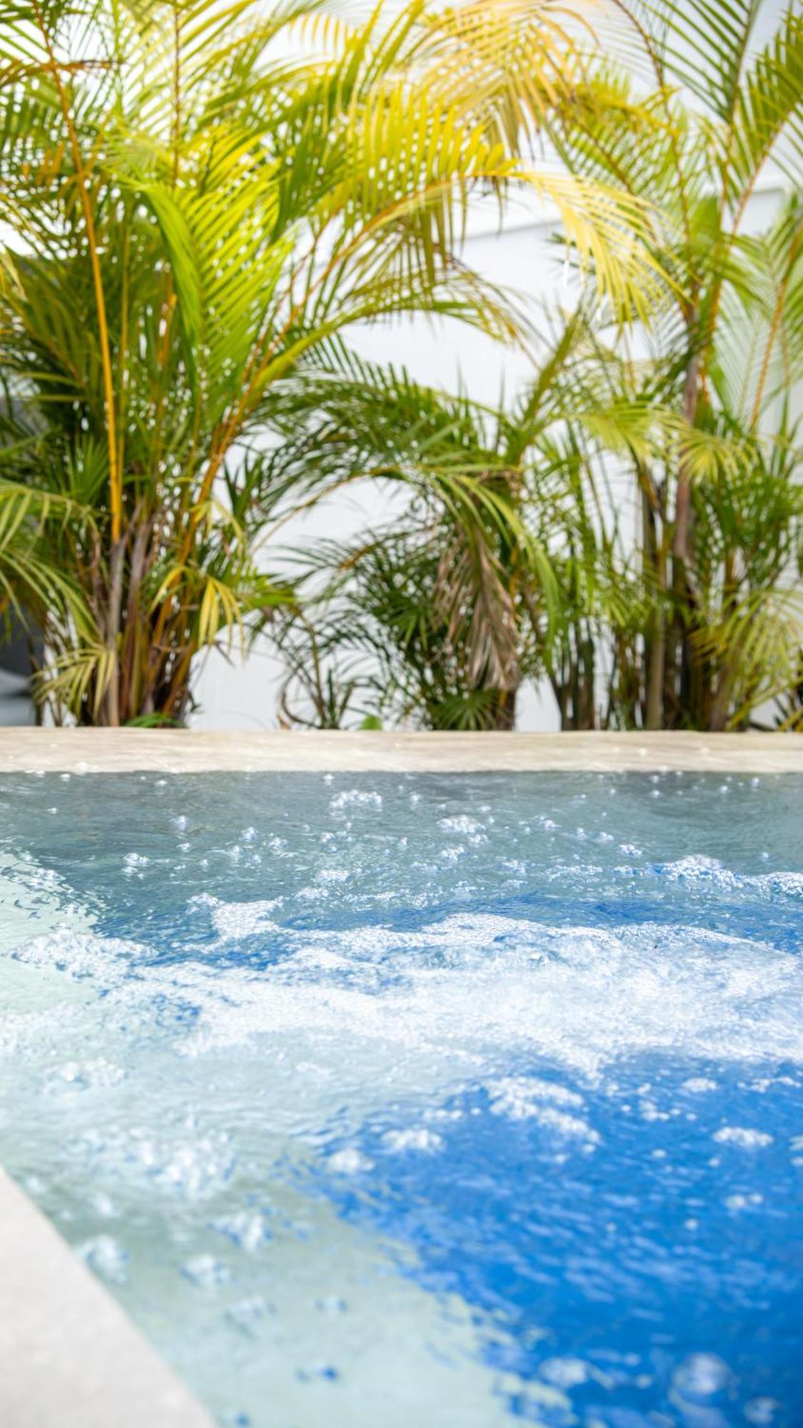 79 Hotel Medellin Ngoại thất bức ảnh