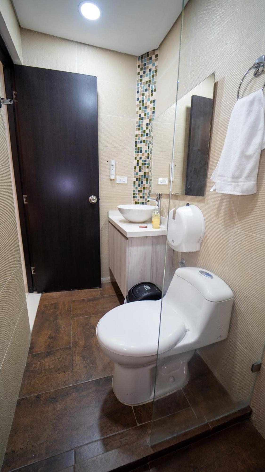 79 Hotel Medellin Ngoại thất bức ảnh