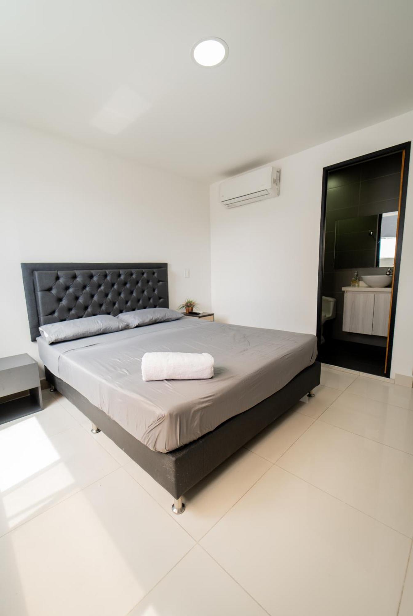 79 Hotel Medellin Ngoại thất bức ảnh